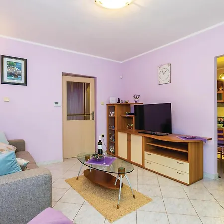 Stunning In With Kitchen * Drazice