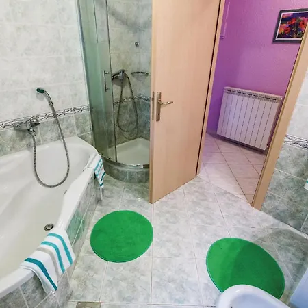 Holiday home Awesome In